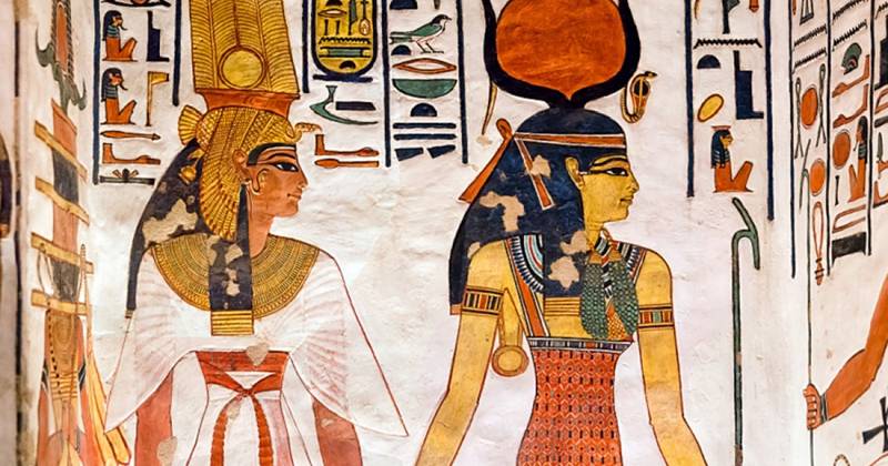 De 20 viktigste egyptiske gudinnene (forklart)
